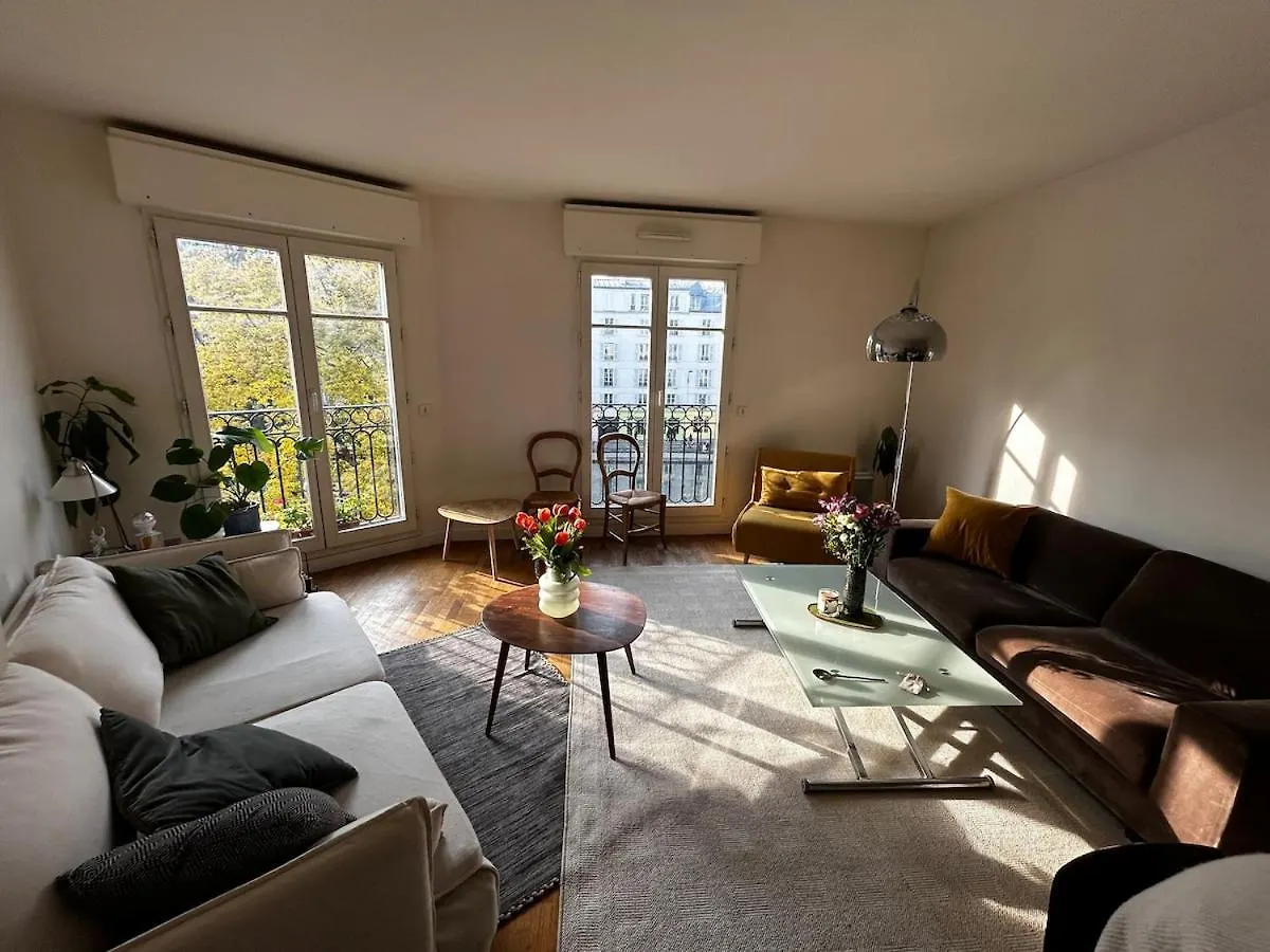Spacious And Bright Apartment - Canal St-Martin Parijs